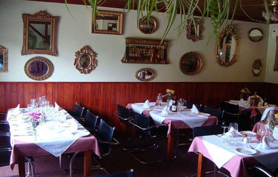 restaurant inside